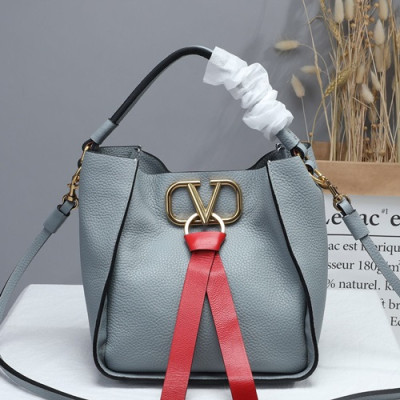 Valentino 2019 V-ring Leather Tote Shoudler Bag,22CM - 발렌티노 2019 브이링 여성용 레더 토트 숄더백 ,VTB0627,22CM,연스카이블루