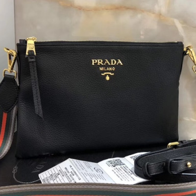 Prada 2019 Leather Shoulder Bag,29.5cm - 프라다 2019 남성용 레더  숄더백 ,1BH050,29.5cm,블랙