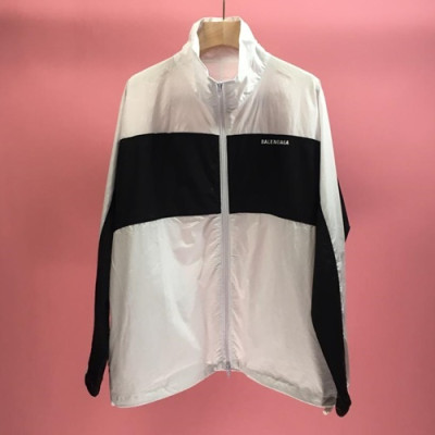 Balenciaga 2019 Mens Logo Print Wind Breaker Jacket - 발렌시아가 로고 프린트 바람막이 자켓 Baljk0026.Size(S - 2XL) 화이트