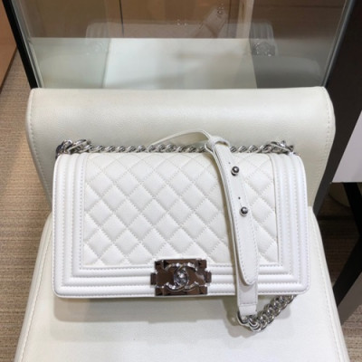 Chanel 2019 Leboy Leather Chain Shoulder Bag ,25CM - 샤넬 2019 르보이 레더 체인 숄더백 67086 - CHAB1041,25CM,화이트