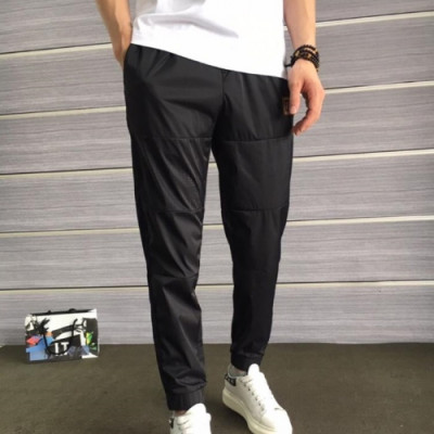 Fendi 2019 Mens Casual Logo Training Pants  -펜디 남성 캐쥬얼 로고 트레이닝 팬츠 Fentp0047.Size(46-56).블랙