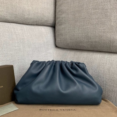 Bottega Veneta 2019 The Pouch Bag ,40cm - 보테가 베네타 2019 더 파우치 백, 576227,BVB0276,40cm,네이비