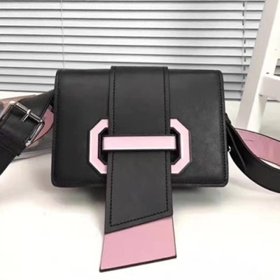 Prada 2019 Leather Shoulder Bag,20cm - 프라다 2019 레더 여성용 숄더백 ,1BD067-2,20cm,블랙