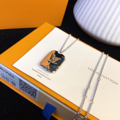 LouisVuitton  Choker  18k White Gold - 루이비통 여성용  18K도금 화이트 골드 목걸이 Lou0043.