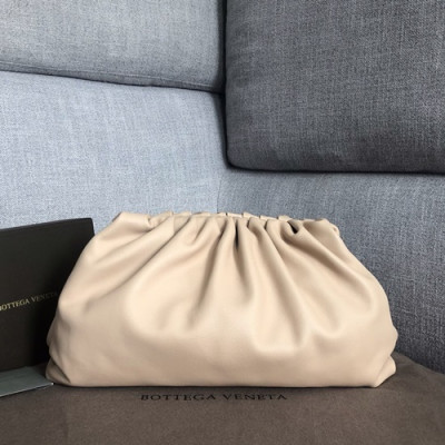 Bottega Veneta 2019 The Pouch Bag ,39cm - 보테가 베네타 2019 더 파우치 백, 576227,BVB0338,39cm,베이지