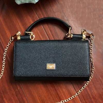 Dolce&Gabbana 2019 Leather Phone Bag / Tote Shoulder Cross Bag ,19CM - 돌체 앤 가바나 2019 레더 여성용 폰백 / 토트 숄더 크로스백 DGB0036,19cm,블랙