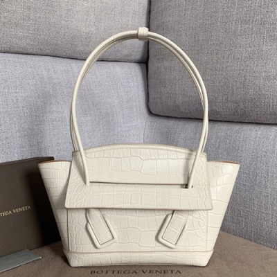 Bottega Veneta 2019 Arco Small Tote Shoulder Bag,22cm - 보테가 베네타 2019 아르코 스몰 토트 숄더백, 580725,BVB0357,22cm,화이트