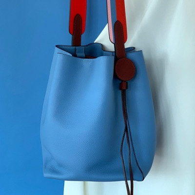 Hermes 2019 Licol Ever Color Leather Hobo Bucket Shoulder Bag ,17cm - 에르메스 2019 리콜 에버컬러 레더 여성용 호보 버킷 숄더백 HERB0735,17cm,블루