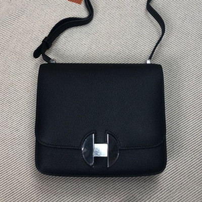 Hermes 2019 2002 Ever Color Leather Shoulder Bag ,20cm - 에르메스 2019 2002 에버컬러 레더 숄더백 HERB0766,20cm,블랙