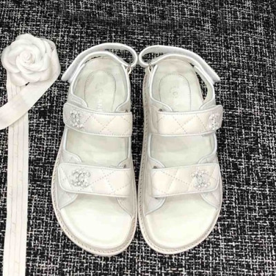 Chanel 2019 Ladies Leather Sandal - 샤넬 2019 여성용 레더 샌들 CHAS0036.Size(225 - 245).화이트