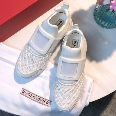 Roger Vivier 2019 Ladies Running Shoes - 로저비비에 2019 여성용 런닝 슈즈, RVS0020.Size(225 - 245).화이트