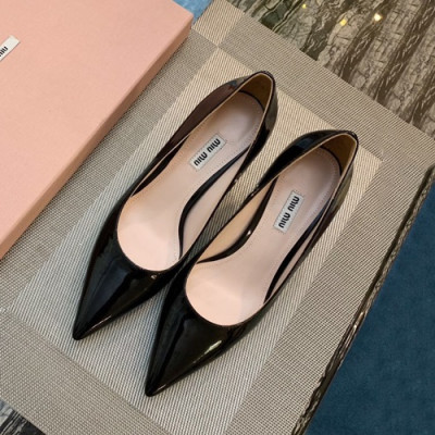 Miumiu 2019 Ladies Leather Middle-heel Pumps - 미우미우 2019 여성용 레더 미들힐 펌프스 MIUS0017.Size(220 - 250).블랙