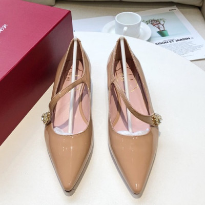 Roger Vivier 2019 Ladies Leather Flat Shoes - 로저비비에 2019 여성용 레더 플랫슈즈 RVS0049.Size(220 - 250),누드