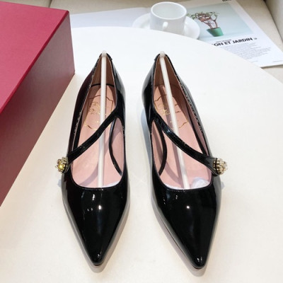 Roger Vivier 2019 Ladies Leather Flat Shoes - 로저비비에 2019 여성용 레더 플랫슈즈 RVS0051.Size(220 - 250),블랙