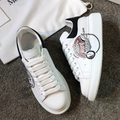 Alexander McQueen 2019 Mm/Wm Oversol Sneakers - 알렉산더맥퀸 2019 남여공용 오버솔 스니커즈 AMQS0019.Size(225 - 270).화이트+블랙