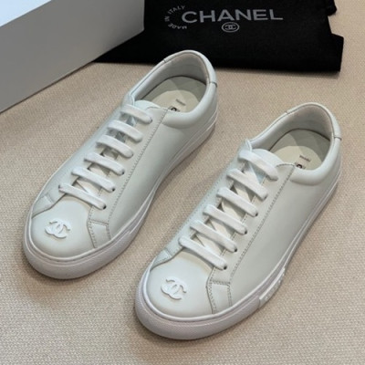 Chanel 2019 Ladies Leather Sneakers - 샤넬 2019 여성용 레더 스니커즈 CHAS0275.Size(225 - 250).화이트