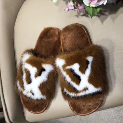 Louis Vuitton 2019 Ladies Mink Fur Slipper - 루이비통 2019 여성용 밍크퍼 슬리퍼 LOUS0186,Size(225 - 260).브라운