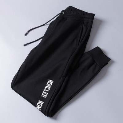 Moncler 2019 Mens Casual Logo Training Pants  -몽클레어 2019 남성 캐쥬얼 로고 트레이닝 팬츠 Moc0671x.Size(m - 2xl).블랙