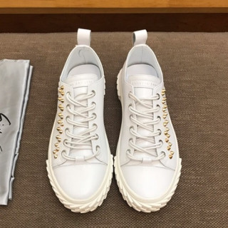 Giuseppe Zanoti 2019 Mens Leather Sneakers - 쥬세페자노티 2019 남성용 레더 스니커즈 GZS0024,Size(240 - 270).화이트