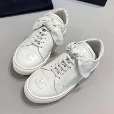 Chanel 2019 Ladies Leather Sneakers - 샤넬 2019 여성용 레더 스니커즈 CHAS0415.Size(225 - 250).화이트