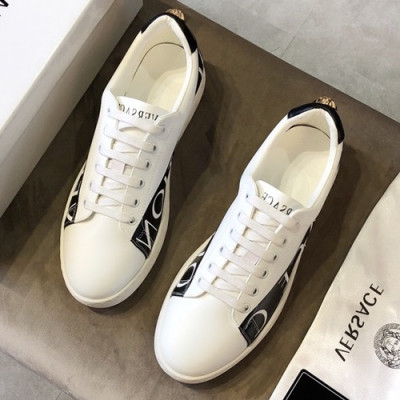 Versace 2019 Mens Leather Sneakers - 베르사체 2019 남성용 레더 스니커즈 VERS0098.Size (240 - 270).화이트