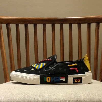 Fendi 2019 Mens Canvas Slip On - 펜디 2019 남성용 캔버스 슬립온 FENS0243,Size(240 - 270).블랙