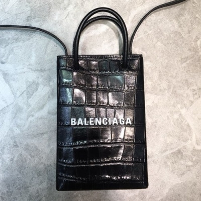 Balenciaga 2019 Leather Super Mini Tote Shoulder Bag / Phone Bag,18CM - 발렌시아가 2019 여성용 레더 슈퍼 미니 토트 숄더백 / 폰 백,BGB0479,18CM,블랙