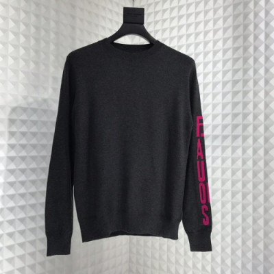 Fendi 2019 Mens Logo Crew -neck Wool Sweater - 펜디 2019 남성 로고 크루넥 울 스웨터 Fen0384x.Size(m - 3xl).블랙