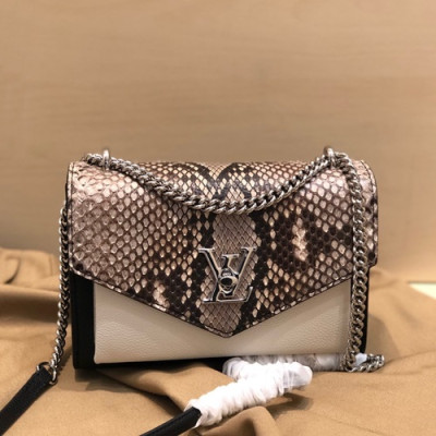 Louis Vuitton 2019 My Lockme Chain Shoulder Cross Bag,22.5cm - 루이비통 2019 마이락미 체인 숄더 크로스백,M97005 ,LOUB1785,22.5cm,블랙+화이트