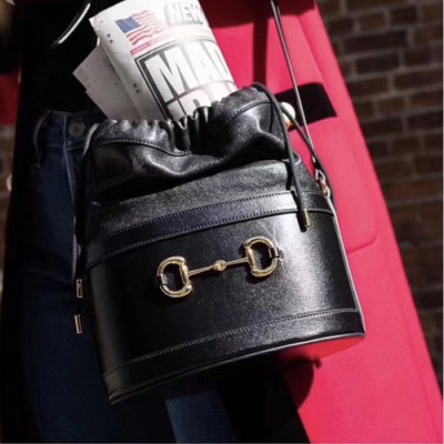 Gucci 2019 1955 Horsebit Leather Bucket Shoulder Bag,25CM - 구찌 2019 1955 홀스빗 여성용 레더 버킷 숄더백 602118,GUB0848,25cm,블랙