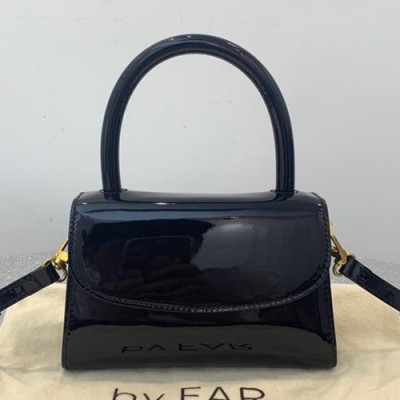 By Far 2019 Leather Tote Shoulder Bag,17cm - 바이 파 2019 레더 토트 숄더백 BYFB0018,17cm,블랙