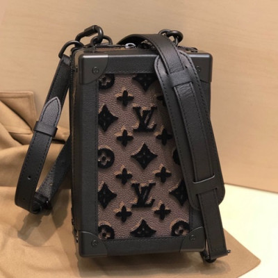 Louis Vuitton 2019 Soft Trunk Shoulder Bag,14cm - 루이비통 2019 소프트 트렁크 숄더백 M45044,LOUB1878,14cm,브라운