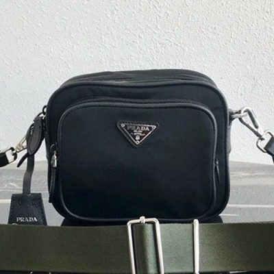 Prada 2019 Camera Nylon Shoulder Bag,14.5cm - 프라다 2019 카메라 남여공용 나일론 숄더백 ,PRAB0105,14.5cm,블랙