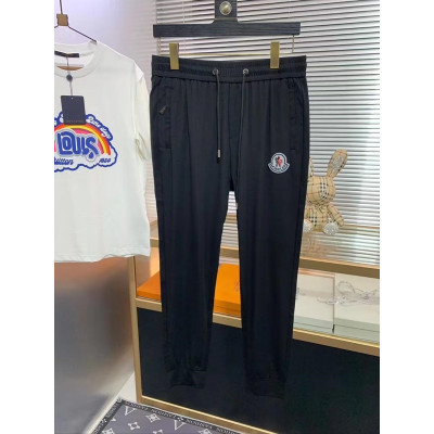 Moncler 2022 Mens Casual Logo Cotton Training Pants  -몽클레어 2022남성 캐쥬얼 로고 코튼 기모 트레이닝 팬츠 Moc01227x.Size(m - 3xl).블랙