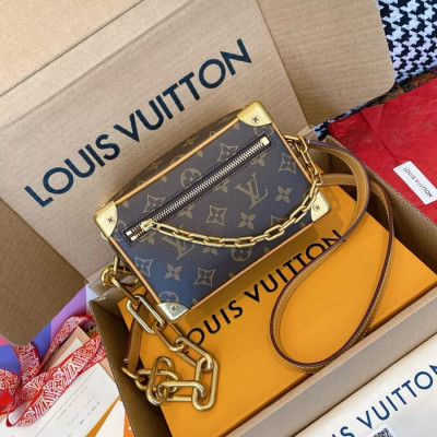 루이비통 여성 미니 소프트 트렁크 체인 파우치 M68906 - Louis vuitton Mini Soft Trunk Monogram Legacy - lvb1912x