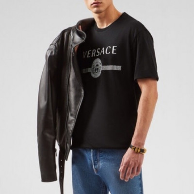 [베르사체]Versace 2020 Mens Logo Silket Short Sleeved Tshirts - 베르사체 2020 남성 메두사 실켓 반팔티 Ver0491x.Size(s - 3xl)블랙