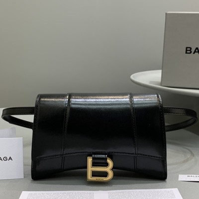 Balenciaga 2019 Leather Hip Sack Belt Bag,18CM - 발렌시아가 2019 여성용 레더 힙색 벨트백,BGB0526,18CM,블랙