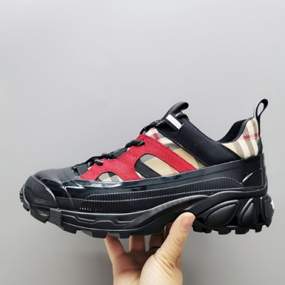 Burberry 2020 Mm / Wm Running Shoes - 버버리 2020 남여공용 런닝 슈즈 BURS0080,Size(225 - 270).블랙