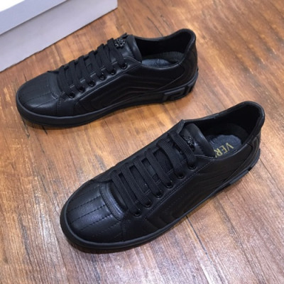 Versace 2020 Mens Leather Sneakers - 베르사체 2020 남성용 레더 스니커즈 VERS0347,Size (240 - 270).블랙