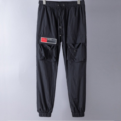 [프라다]Prada 2020 Mens Logo Casual Training Pants - 프라다 2020 남성 로고 캐쥬얼 트레이닝 팬츠 Pra0981x.Size(m - 2xl).블랙