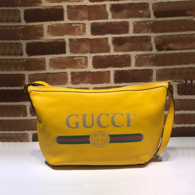 Gucci 2020 Half Moon Mm / Wm Leather Shoulder Bag,47.5CM - 구찌 2020 하프문 남여공용 레더 숄더백 523588,GUB0968,47.5cm,옐로우