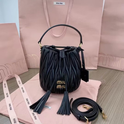 MiuMiu 2023Leather Shoulder Cross Bag,26cm - 미우미우 2023 레더 숄더 호보백,5BD177 , MIUB0394, 15cm,블랙