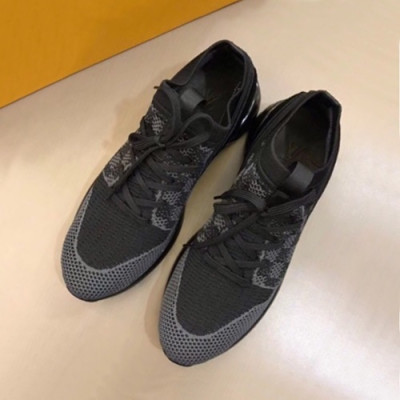 Louis Vuitton 2020 Mens Knit Sneakers - 루이비통 2020 남성용 니트 스니커즈  LOUS1029,Size(240 - 275).블랙