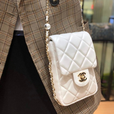 Chanel 2020 Leather Chain Shoulder Bag / Phone Bag,17CM - 샤넬 2020 레더 체인 숄더백/폰 백 CHAB1425,17CM,화이트