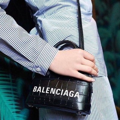 Balenciaga 2020 Ville Top Handle Shoulder Bag,18CM - 발렌시아가 2020 빌 탑 핸들 숄더백,BGB0566,18CM,블랙