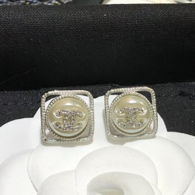 Chanel 2020 Ladies Earring  - 샤넬 2020 여성용 이어링 ACC0007.(실버)