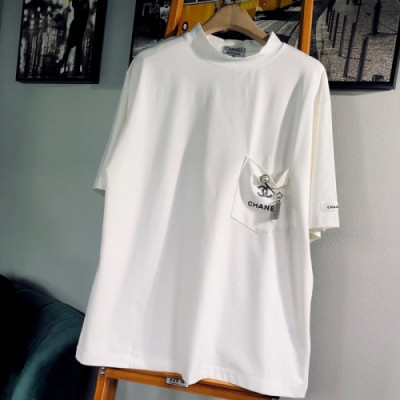 [샤넬]Chanel 2020 Mm/Wm 'CC' Logo Cotton Short Sleeved Tshirts - 샤넬 2020 남/녀 'CC'로고 코튼 반팔티 Cnl0579x.Size(s - l).화이트