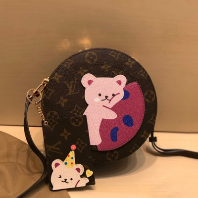 Louis Vuitton 2020 Round Shouder Bag,20cm - 루이비통 2020 곰돌이 라운드 숄더백 ,M52297,LOUB2136,20cm,브라운