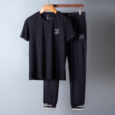 [루이비통]Louis vuitton 2020 Mens Casual Logo Training Short Sleeved Clothes&Pants - 루이비통 2020 남성 캐쥬얼 로고 반팔 트레이닝복&팬츠 Lou01931x.Size(m - 5xl).블랙