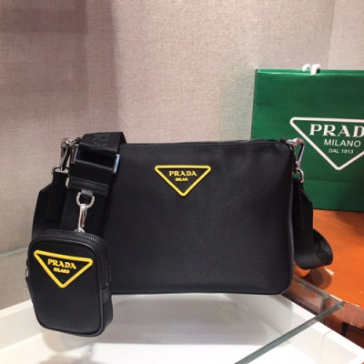 Prada 2020 Nylon Messenger Shoulder Bag,20CM - 프라다 2020 나일론 남성용 메신저 숄더백,2VH113-2,20cm,블랙